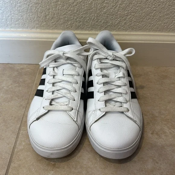 Adidas Cloudfoam Sneakers - Picture 3 of 8